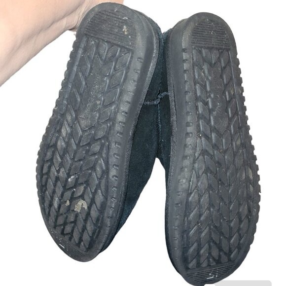 Koolaburra by Ugg Mid Calf winter suede Boots in Size 8 pull on Black fur lined - Picture 6 of 7